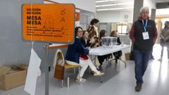 Colegio electoral instalado en el Centro Galego de Tecnificaci�n Deportiva ,en Pontevedra,  el pasado domingo