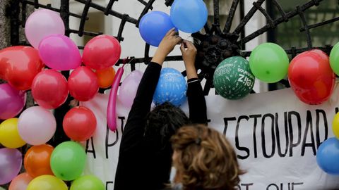 Protesta por los recortes en educaci�n en un centro de A Coru�a