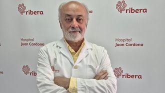 El doctor Francisco Martnez Debn, especialista en Medicina Interna.