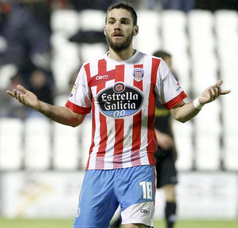 Lolo Pl�, en un lance del encuentro del pasado s�bado contra el Girona. 