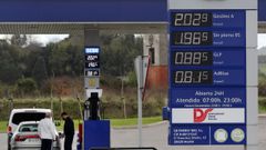 Vista de una gasolinera en Gijn