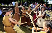 Ni�os y mayores dar�n vida el domingo por la tarde al recinto castrexo caban�s. 