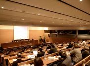 Representantes de las tres ciudades analizaron sus modelos peatonales ayer.