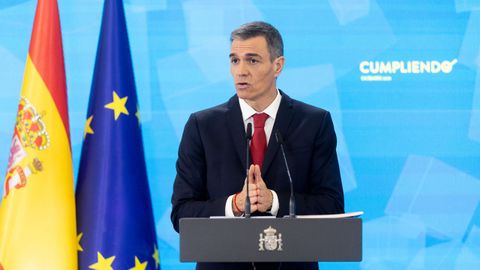 El presidente del Gobierno, Pedro S�nchez, durante una rueda de prensa, en el Palacio de la Moncloa. Ha hecho balance del curso pol�tico y ha presentado el informe peri�dico de rendici�n de cuentas �Cumpliendo�