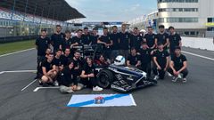 El equipo ourensano, en el circuito de Assen