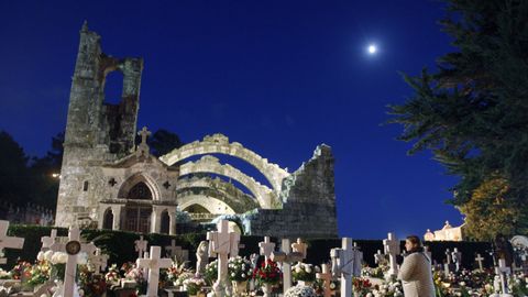 Cementerio de Santa Maria de Dozo, en Cambados.