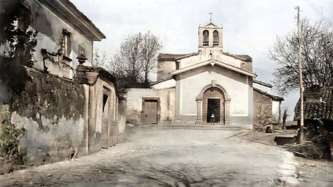 Oviedo. Hoy viajamos hasta los primeros aos del siglo XX para contemplar el aspecto que presentaba entonces la iglesia de San Julin de los Prados