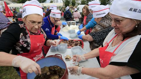 En Lugo celebran la Fiesta do becerro ao espeto