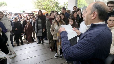 Llamamiento para el examen mir el pasado mes de enero en Santiago