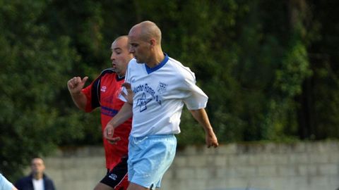 Fatino, en primer plano, en su �poca de jugador del Zas