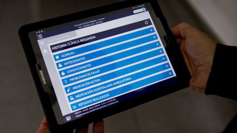 Las tabletas con acceso a todo tipo de información y recursos en línea son una de las herramientas que facilitan el trabajo en los domicilios