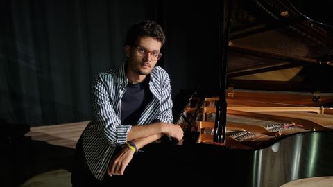 Daniel Filloy act&uacute;a en el Auditorio de O Carballi&ntilde;o