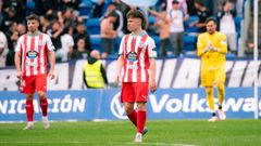 Neco Celorio, en primer plano, en el partido ante el Tenerife en el Heliodoro Rodr�guez L�pez