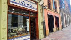 Establecimientos de pequeño comercio, comercio minorista, en Oviedo