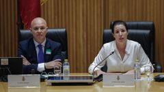 La diputada de Vox Roco de Mer y el vicepresidente de ANAVID, Jess Muoz.