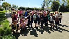 Los alumnos participantes posan en el rea recreativa de Ribas Altas