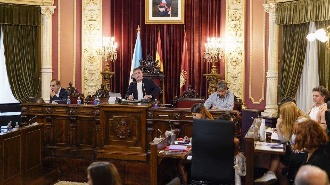 El gobierno ourensano descarta aprobar el plan de ajuste que pide el Estado para corregir su morosidad