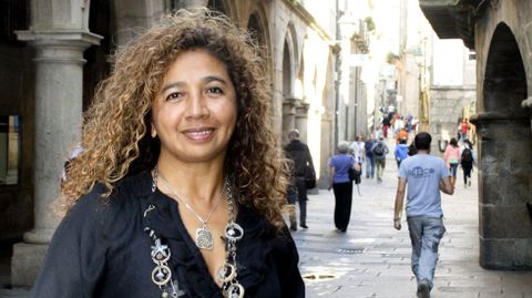 Sole Felloza tendrá hoy doble intervención en Carballo