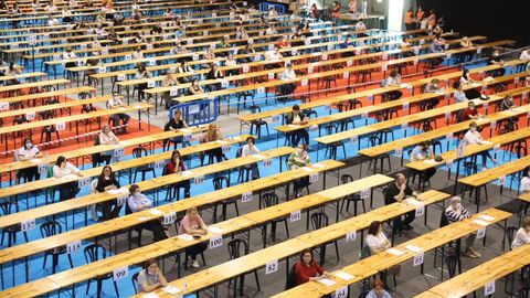 Imagen de archivo de una oposici�n.