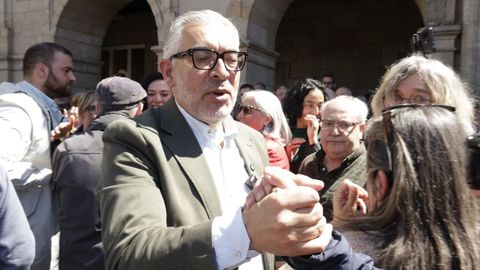 Fern�ndez salud� a decenas de manifestantes