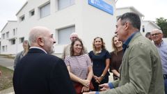 Imagen de la visita al exterior del CEIP As Mirandas de Ares.