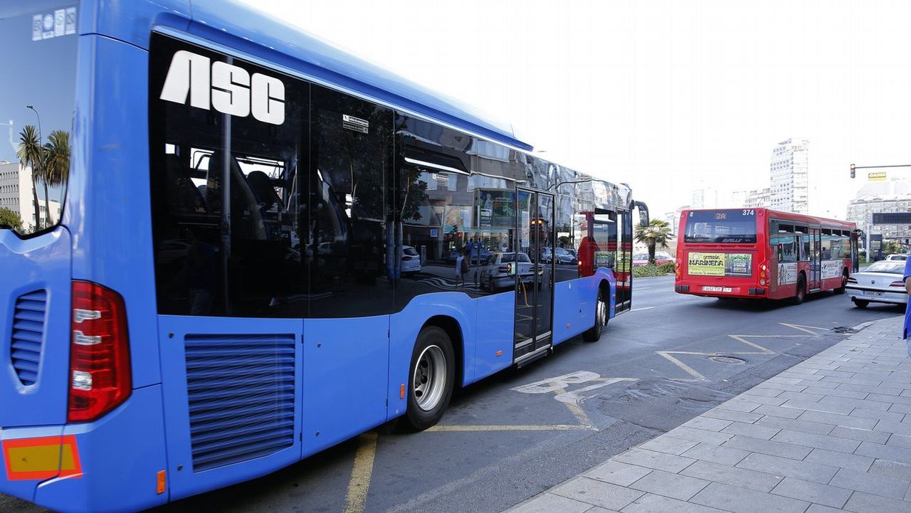 La Xunta pone en valor el transporte metropolitano del área de A Coruña con 210.000 servicios anuales en más de cien líneas