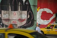 �lvaro Pardo, en una imagen promocional en una avenida argentina. 