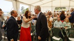 El conselleiro de Sanidade saludando a su llegada al acto de Burela