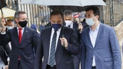 Gonzalo Caballero, junto a Jos� Luis �balos en una reciente visita del ministro a Santiago