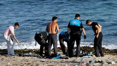 En la noche de San Juan del 2011 la polic�a rescat� el cuerpo de un argelino que falleci� ahogado.