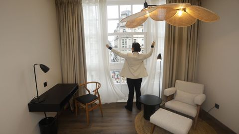 Una de las habitaciones del hotel Esteoeste
