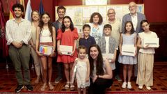 Acto de entrega de premios de la �ltima edici�n del certamen �Co�ece o teu concello�, celebrado en el Pazo de Raxoi