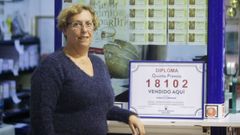En la imagen de archivo, Mar�a Luisa Cores, titular de la administraci�n n�mero 11, situada en Alcampo 
