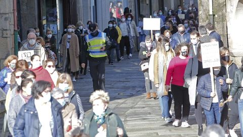 MANIFESTACI�N DE LA HOSTELER�A Y EL COMERCIO EN CALDAS DE REIS PARA PROTESTAR POR LAS RESTRICCIONES IMPUESTAS PARA FRENAR LA PANDEMIA COVID-19