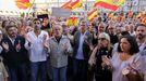 El presidente de la Xunta, Alfonso Rueda, en la concentraci�n en A Coru�a en apoyo a Ceuta.