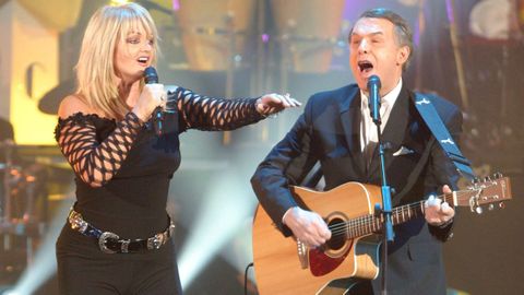 Junto a Salvatore Adamo en el a�o 2004