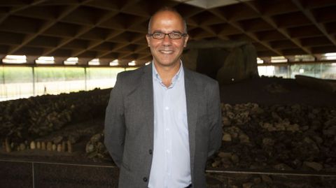 Imagen de archivo del meteor�logo Juan Taboada, en unas jornadas cient�ficas en el dolmen de Dombate