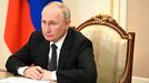 El presidente de Rusia, Vladimir Putin, en una conferencia por v�deo con miembros de su Gobierno.
