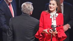 La reina Letizia eligi� para un acto de la Marca Espa�a un look en el que destacaba un abrigo de Zara. 