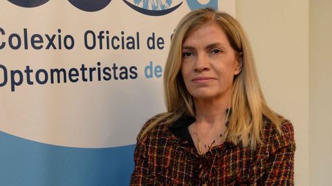 Esther Amaro, ptico optometrista, recomienda hacer una revisin de la vista cada ao y medio o cada dos. 