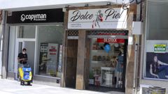 La bajada de precios ha elevado el inter�s por alquilar locales en la c�ntrica calle Castelao de O Grove