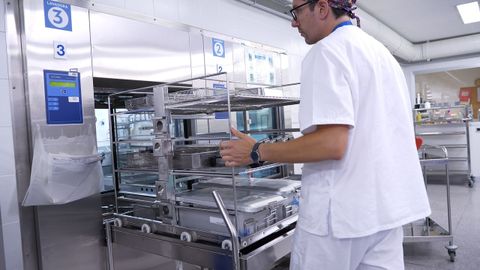 El trabajo en la Planta de Esterilizaci�n del CHUO.