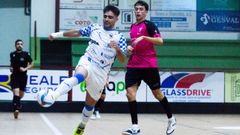 Novoa, en la imagen, en una acci�n del duelo de Copa Galicia O Parrulo-A Estrada.