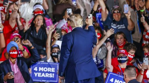 Trump en un mitin en Macon, Georgia