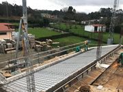 Vivienda unifamiliar en ejecuci�n en el municipio de Nar�n, por Construcciones Prieto Mouriz