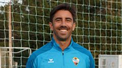 El futbolista del Gran Pe�a Ant�n de Vicente, un cl�sico del f�tbol gallego.