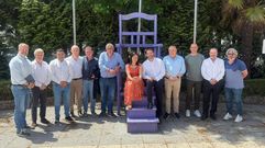 Durante el encuentro celebrado en Coristanco, el presidente del PP provincial llam� a �traballar e traballar�. 
