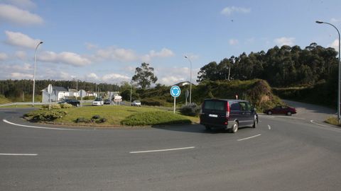 Rotonda de Vilaxoane en Foz, en foto de archivo