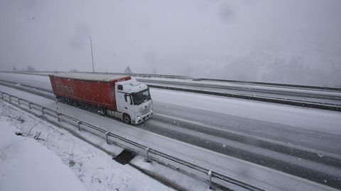 Circulaci�n de camiones por la A-6 