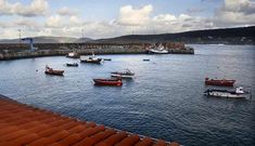 La flota laxense abandon� la d�rsena para buscar refugio en Camari�as, Malpica y A Coru�a.